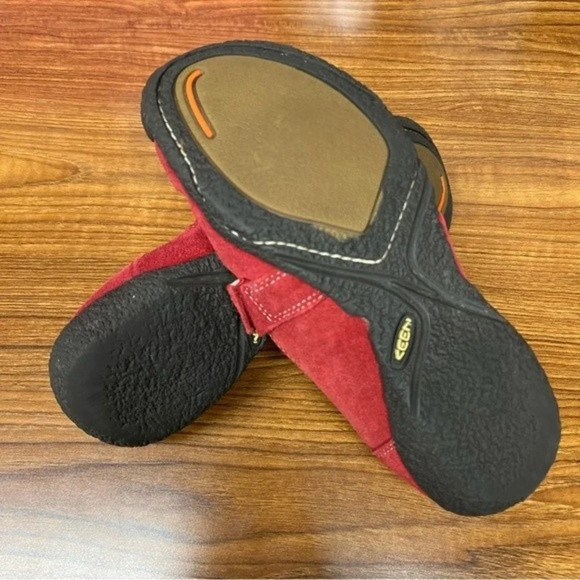 Keen Red Mary Jane Shoes Size 6 - Picture 8 of 10